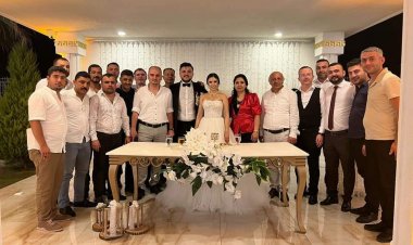 Uzun ve Hoplamaz ailesinin mutlu günü