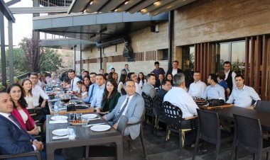 Tayini Çıkan Hakim ve Savcılara veda yemeği