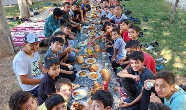 Kur'an kursu öğrencileri piknikte buluştu