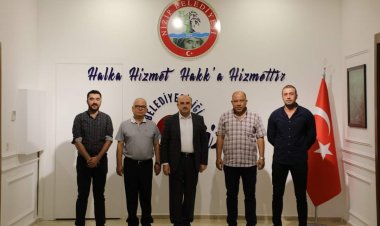 CHP İlçe Yönetimi’nden Başkan Sarı’ya ziyaret 