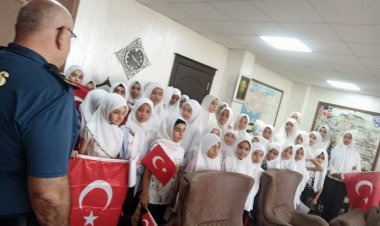 Kur'an kursu öğrencilerinden şehitlere vefa