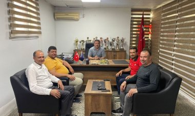 Nizip Gücü Spor Kulübü'nden Gençlik Spor Müdürü Çiçek'e Ziyaret