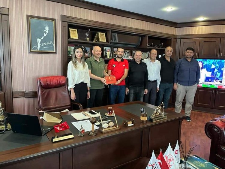 Nizip Gücü Spor Kulübünden Hayırsever İşadamı Çeker'e Ziyaret