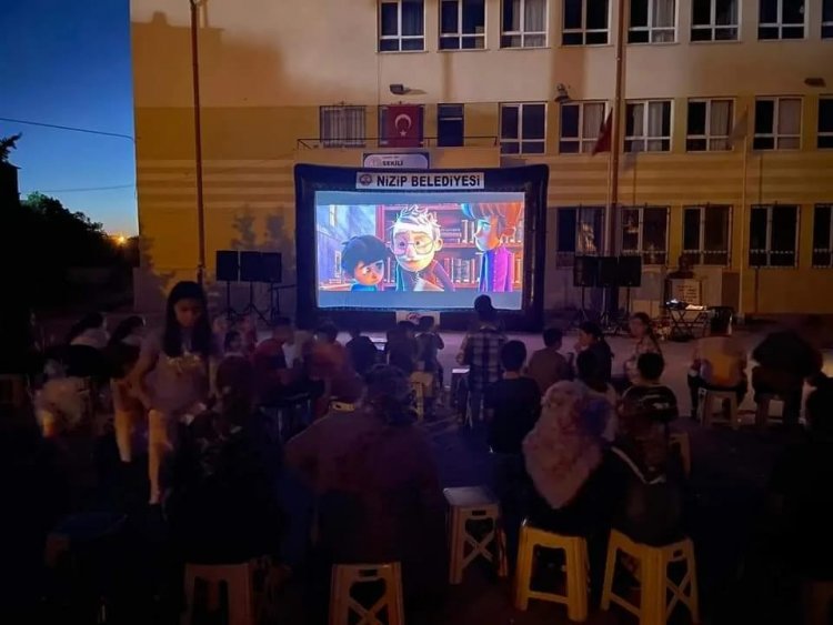 Açık Hava Sinema etkiniği başladı