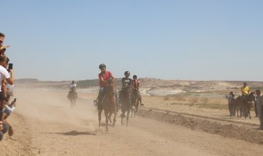 Nizip’te Rahvan At Yarışı heyecanı