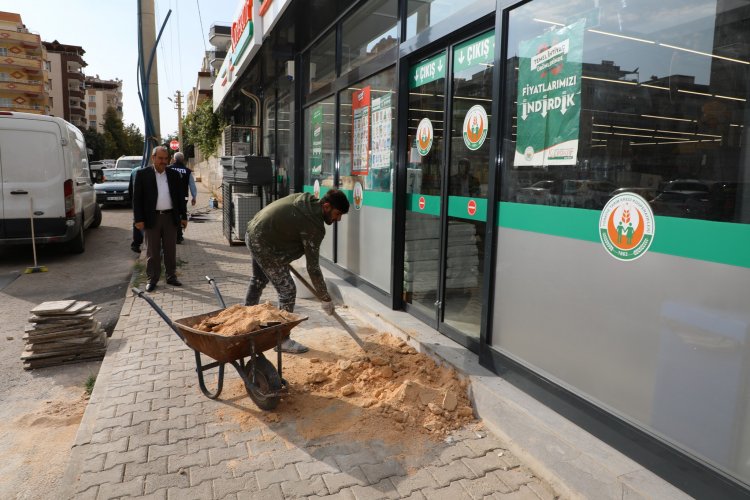 Zabıta ekipleri kaldırım işgali denetiminde