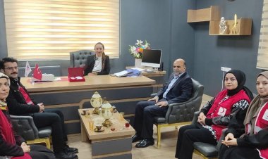 Kızılay Nizip Şubesi'nden Nizip Uğur Okulları'na Anlamlı Ziyaret!