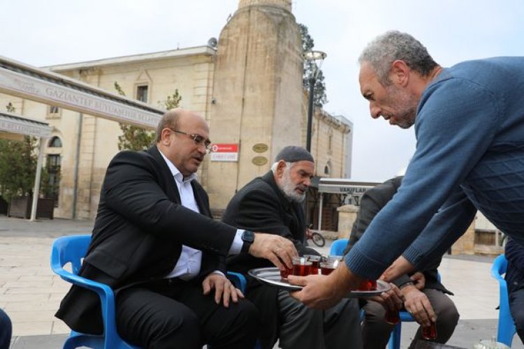 Belediye Başkanı Sarı, vatandaşlarla bir araya geldi