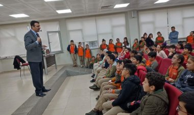 Müftü Özçelik: "Namaz Mü'minin Miracı Dinin Direğidir"