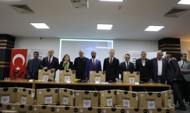 Büyükşehir´den muhtarlara bilgisayar desteği