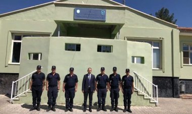 Nizip Kaymakamı Osman Uğurlu, Salkım Jandarma Karakolunu ziyaret etti.