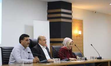 Nizip Belediyesi Eylül Ayı Olağan Meclis toplantısı Belediye Başkanı Mehmet Sarı başkanlığında ve Meclis Üyelerinin katılımıyla gerçekleştirildi. Başkan Sarı, alınan kararların hayırlara vesile olmasını diledi.