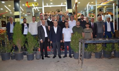 NİZİP TİCARET BORSASI BASIN MENSUPLARIYLA YEMEKTE BİR ARAYA GELDİ