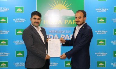 Hüda Par'ın Bayram Çakar Oldu