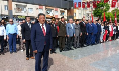 Nizip'te 19 Mayıs kutlamaları yapıldı