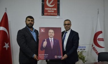 Nizip Gazeteciler Derneği, Yeniden Refah Partisi’ni Ziyaret Etti: Siyasi Gelişmeler ve Çalışmalar Görüşüldü