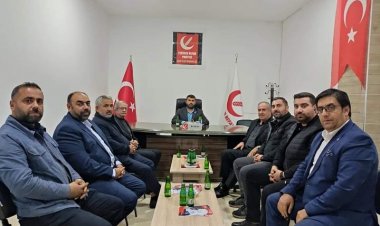 Aslan'dan Yeniden Refah Partisi'ne Ziyaret