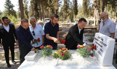 Mehmet Bozfırat Vefatının 1. Yılında Dualarla Anıldı