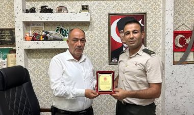 Şehit Yakınları ve Gazilere Verilen Destek Plaketle Taltif Edildi