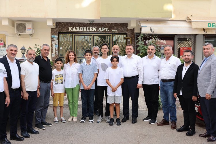 Nizip’in Gururu Türkiye Birincileri! AK Parti Heyetinden Ahmet ve Mehmet Özyurtseven’e Ziyaret
