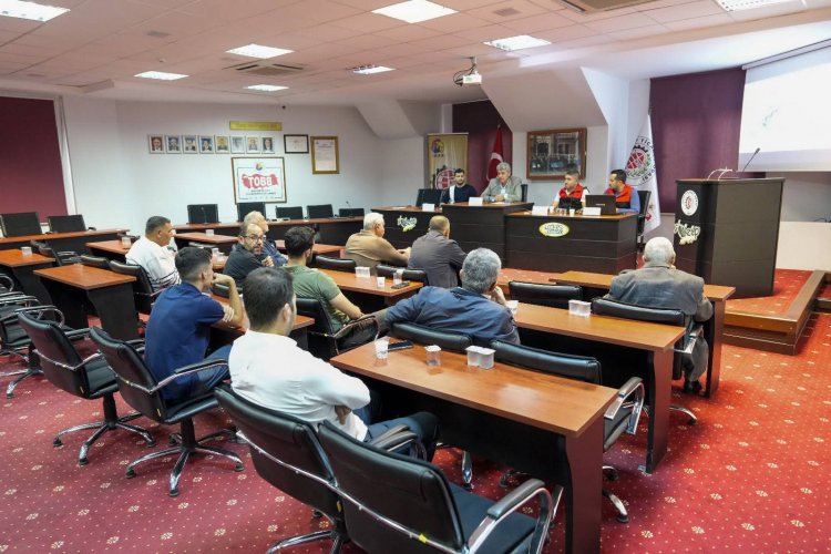 NTO’DA “ZEYTİNYAĞI SEKTÖRÜNDE HİJYEN, AMBALAJ VE MEVZUAT” BİLGİLENDİRME TOPLANTISI GERÇEKLEŞTİRİLDİ