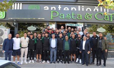 Nizip Spor, Bahçe Spor Maçı Öncesi Moral Kahvaltısında Buluştu!