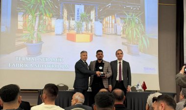 İpek Seramik’in Nizip Bayisi Ahmet Bozkurt’a Üçüncü Yılında Üçüncü Türkiye Ödülü