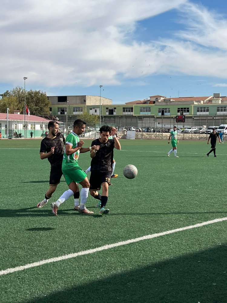 Nizip Spor’dan Taraftarlarını Sevindiren Galibiyet: 2-0