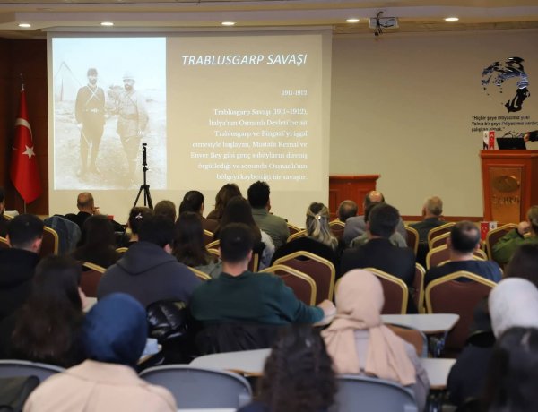 SANKO ÜNİVERSİTESİNDE “MEHMET AKİF’İ YENİDEN ANLAMAK” BAŞLIKLI KONFERANS DÜZENLENDİ