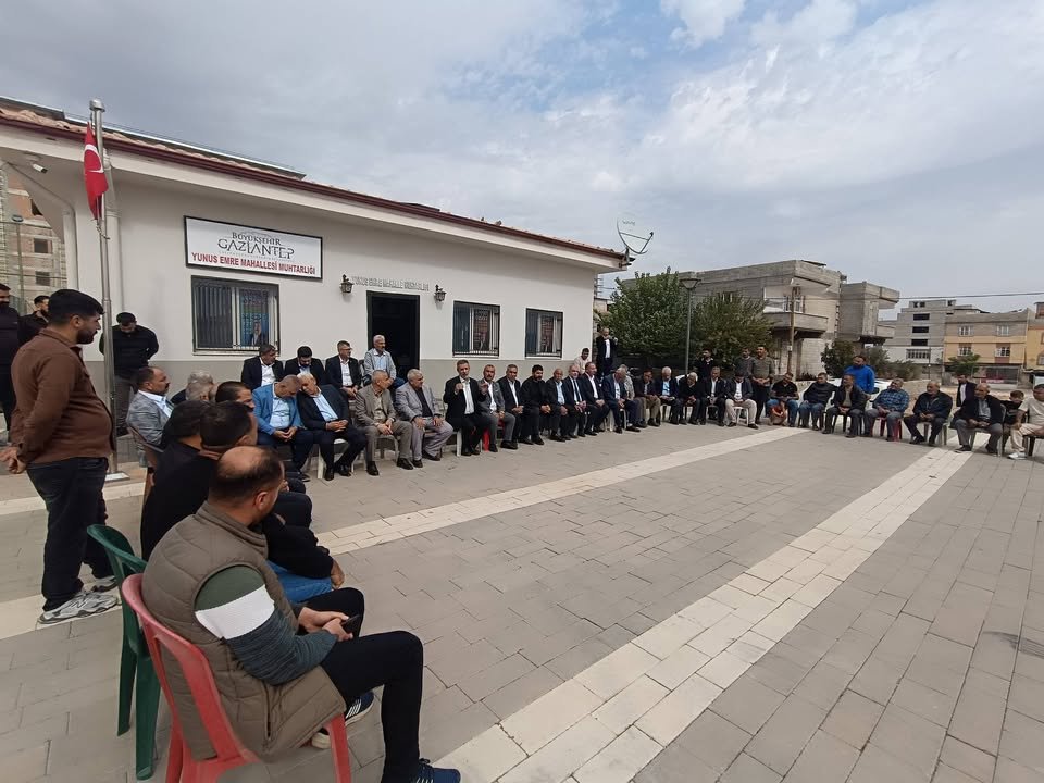 AK PARTİ GAZİANTEP MİLLETVEKİLİ İRFAN ÇELİKASLAN’DAN MUHTAR AHMET ÖZKEZ’E ZİYARET