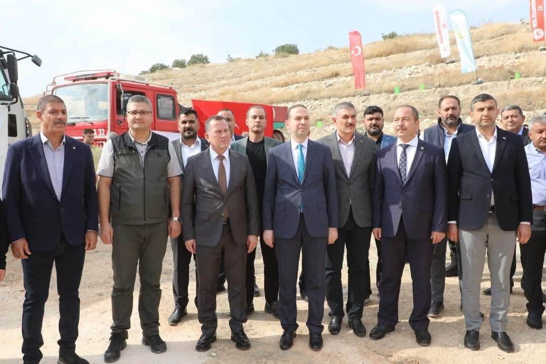 NİZİP ZEYTİN FESTİVALİ SAMANLI MAHALLESİ’NDE FİDAN DİKİMİYLE BAŞLADI
