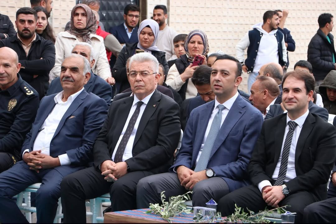 NİZİP ZEYTİN FESTİVALİ COŞKULU TÖRENLE AÇILDI: PROTOKOLDEN YOĞUN KATILIM!