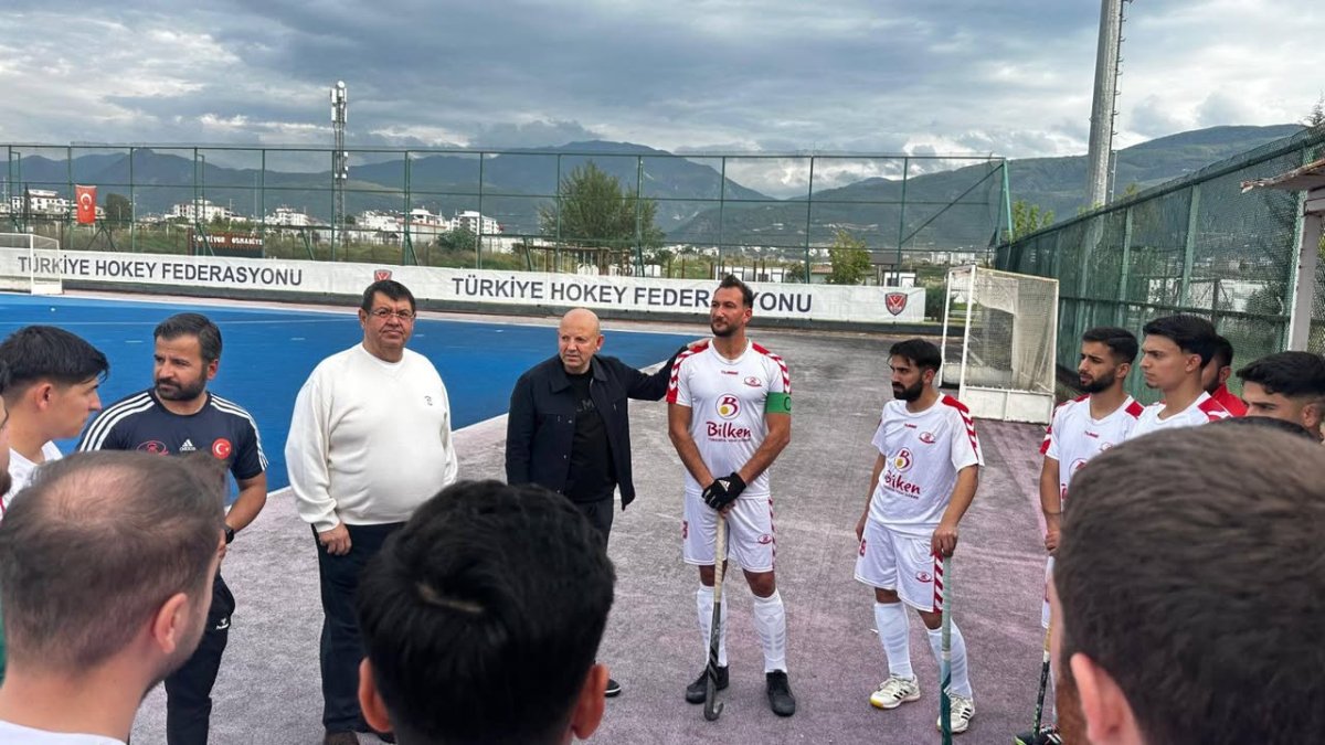 Volkan Spor Hokey Takımı’ndan Süper Lig’de Gövde Gösterisi