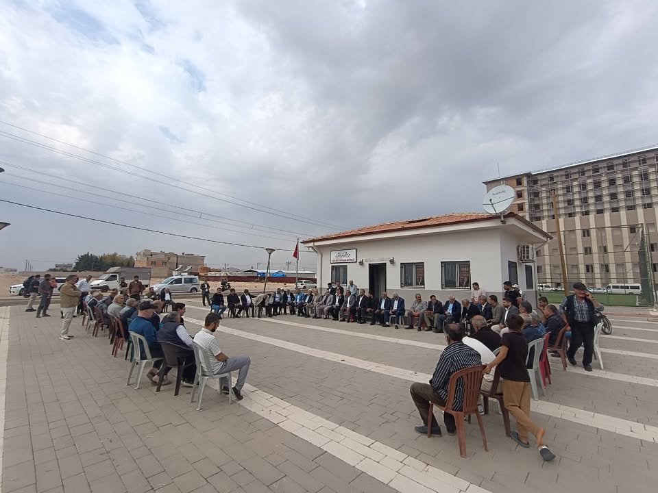 AK PARTİ GAZİANTEP MİLLETVEKİLİ İRFAN ÇELİKASLAN’DAN MUHTAR AHMET ÖZKEZ’E ZİYARET