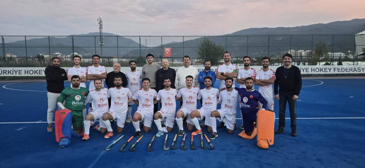 Volkan Spor Hokey Takımı’ndan Süper Lig’de Gövde Gösterisi