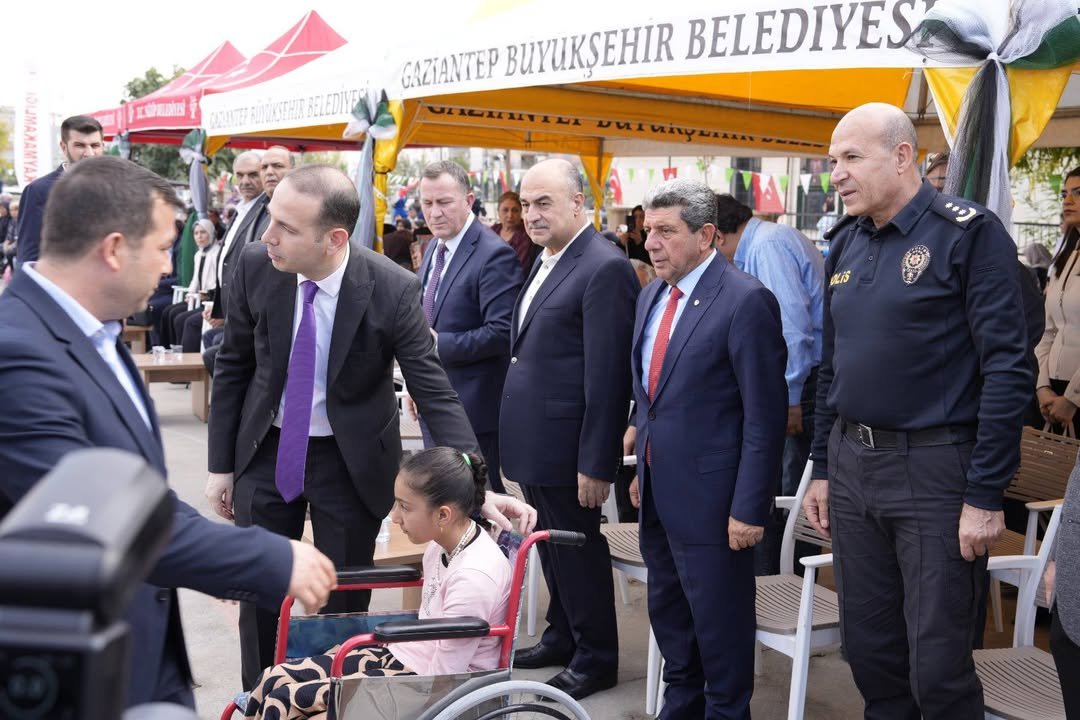 NİZİP’TE 100. YIL SODAM VE ENGELSİZ YAŞAM MERKEZİ TÖRENLE HİZMETE AÇILDI