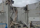 NİZİP SANAYİ SİTESİ’NDE İSKELE ÇÖKTÜ: 3 KİŞİ YARALANDI