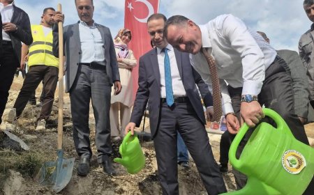 NİZİP ZEYTİN FESTİVALİ SAMANLI MAHALLESİ’NDE FİDAN DİKİMİYLE BAŞLADI