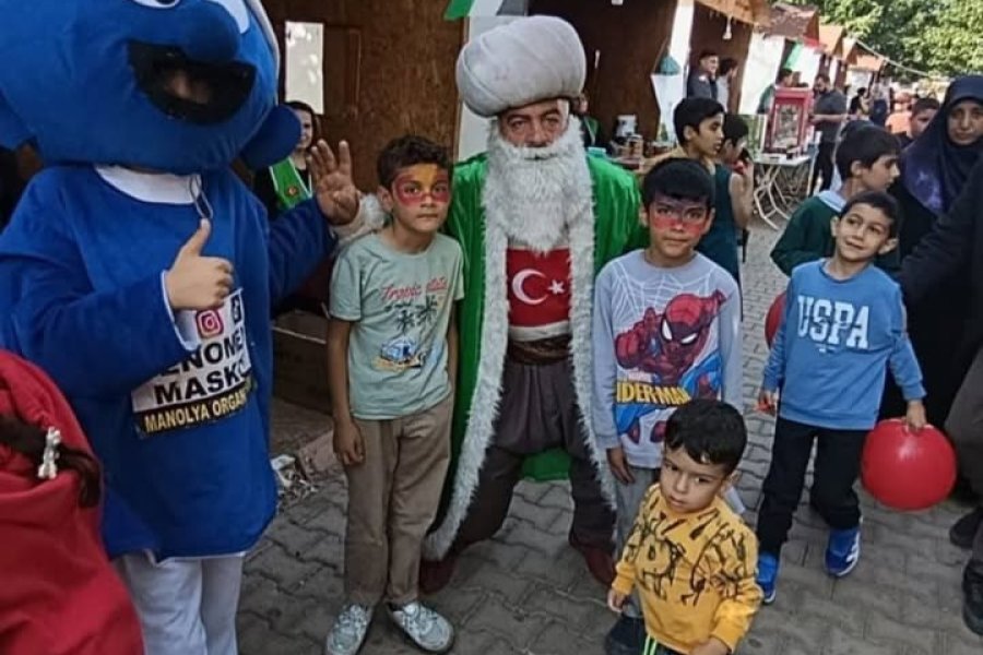 İHH KADIN KOLLARINDAN MAZLUM HALKLAR YARARINA ANLAMLI KERMES