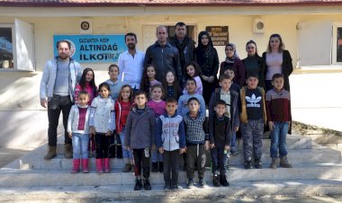 Nizip Gönül Köprüsü Öğrencilerin Yüzünü Güldürdü