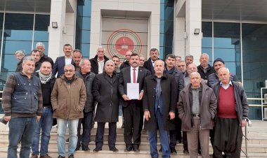 İYİ Partili Yılmaz mazbatasını aldı