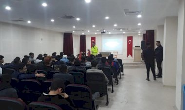 Öğrencilere yönelik “Trafik ve Güvenli İnternet Kullanımı" konulu konferans