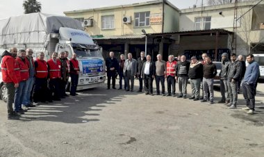 KIZILAY ve SEBZE HALİ ESNAFI ELAZIĞ’A BİR KAMYON DOLUSU YARDIM GÖNDERDİ