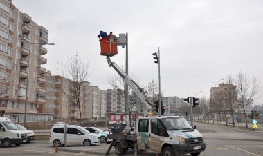 NİZİP'TE MOBESE KAMERALARININ BAKIMI YAPILDI
