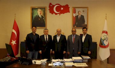 Muhasebeciler ve Mali Müşavirlerden Belediye Başkanı Sarı’ya ziyaret