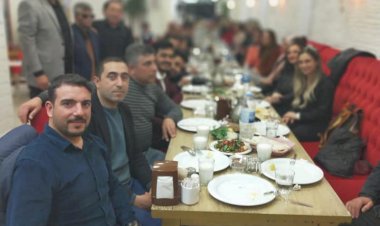 Nizip Halk Eğitim Merkezi Türk Halk Müziği Korosu yemekte buluştu