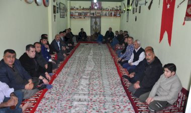 Nizip’te Tarikat Mensupları Yemekte Buluştu