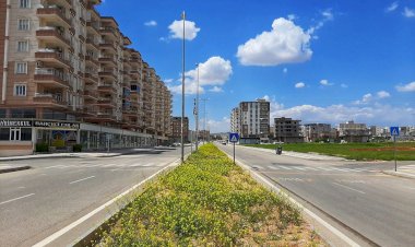 Nizip'te vatandaşlar sokağa çıkma yasağına uydu