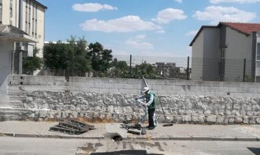 Nizip Belediyesi su kanallarında çalışma başlattı