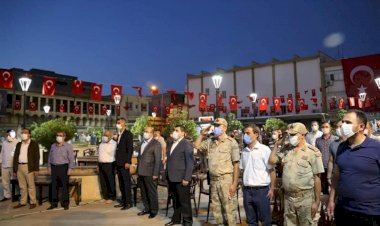 Nizip’te ‘Sosyal Mesafeli’ 15 Temmuz Demokrasi ve Milli Birlik Günü Töreni